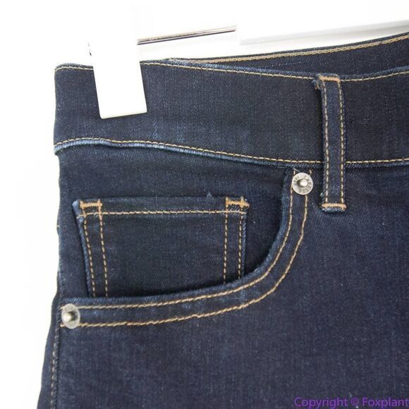 NEW Express relax fit jeans, size 6 - Picture 8 of 13